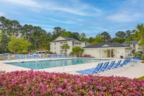 Myrtle Beach Condo 6 Mi to Ocean!